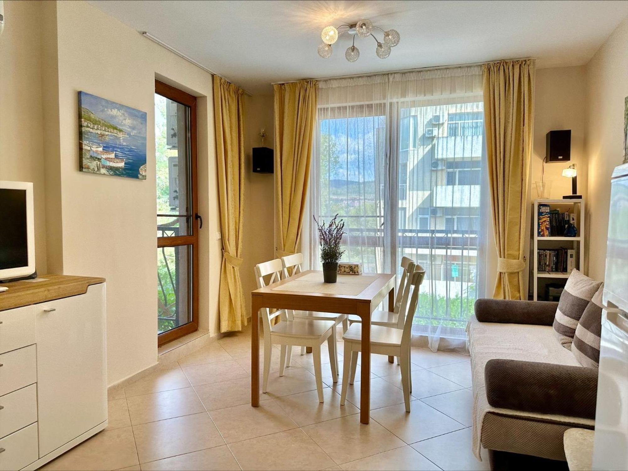 Menada Apartments In Cascadas Slăntjev Brjag Rum bild